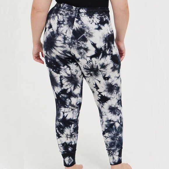 SET: Torrid Dream Fleece Tie Dye Black & White Sleep Sweatshirt/Legging 1X - Picture 9 of 14